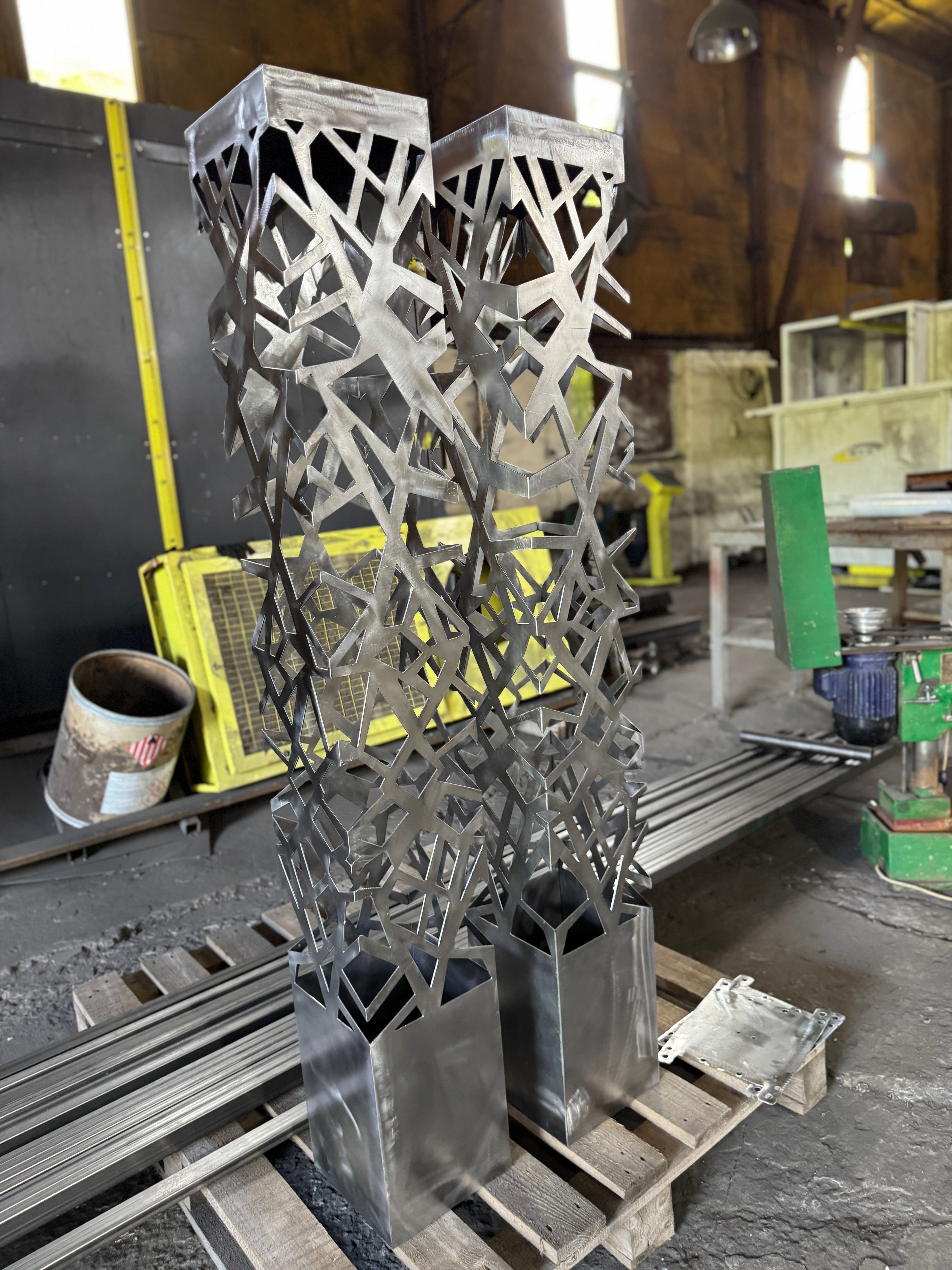 custom outdoor column lamp LED metal light with laser cut text design