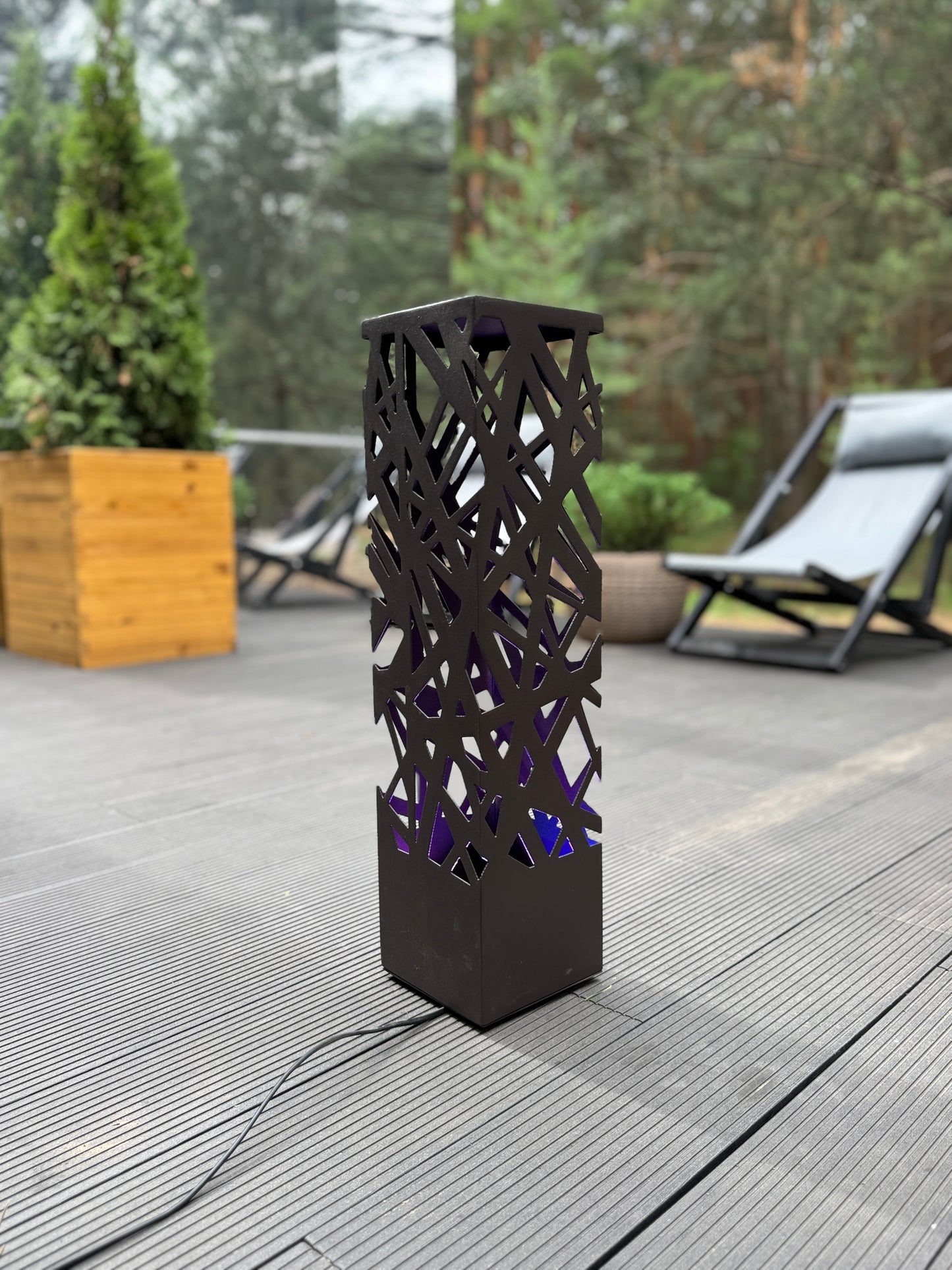 modern outdoor LED column lamp laser cut metal lighting fixture