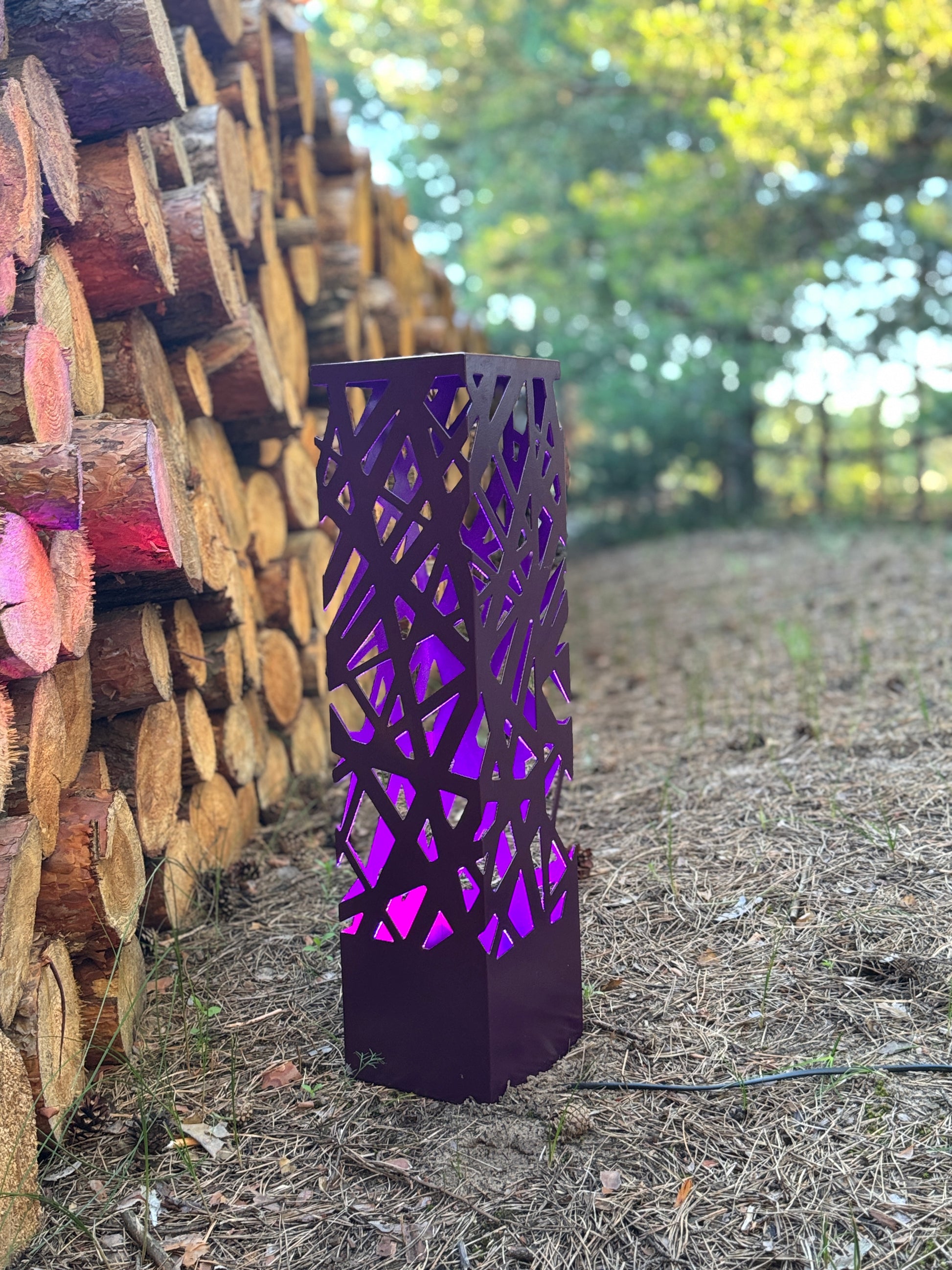 minimalist metal floor lamp LED outdoor garden lighting design