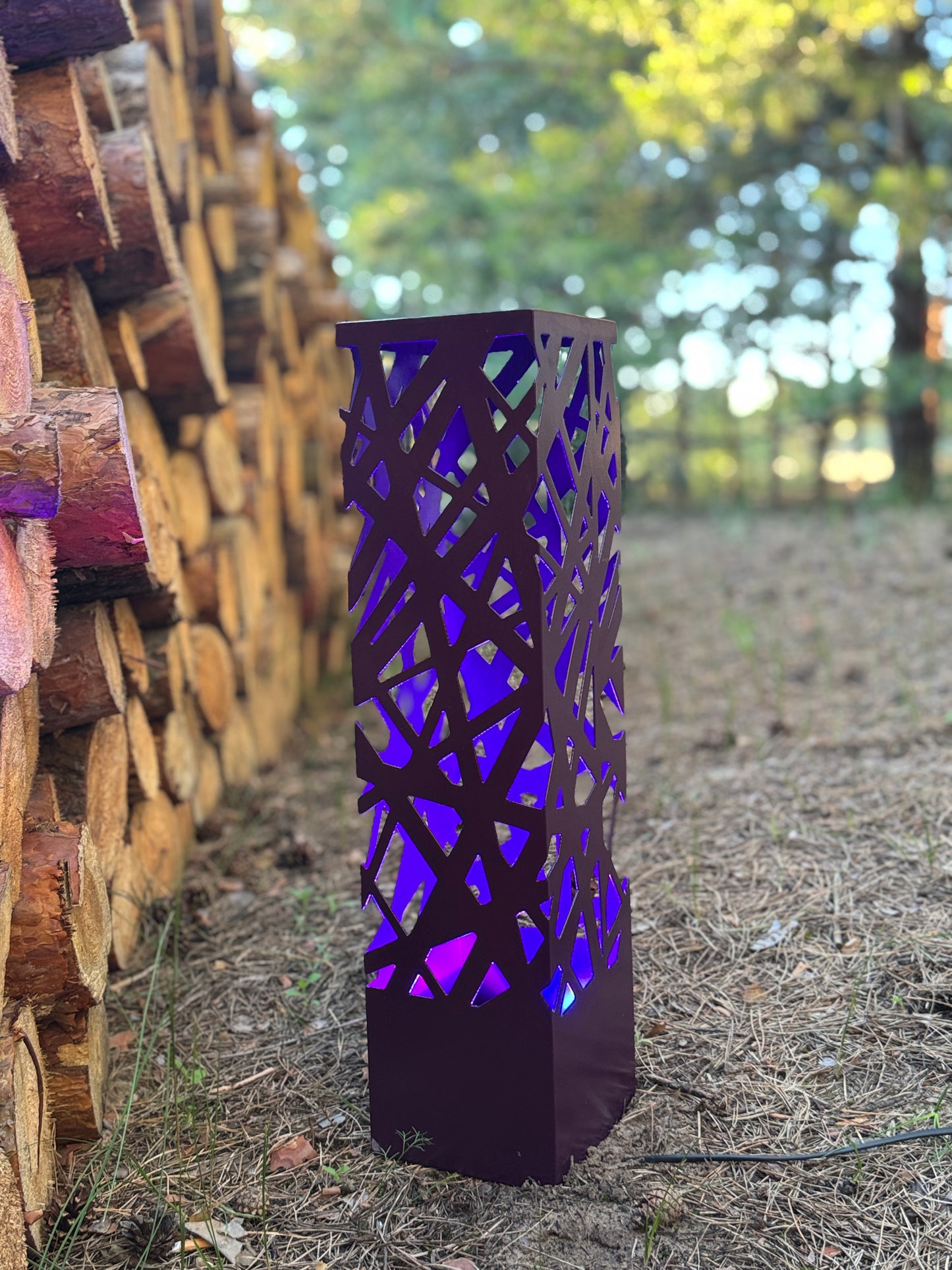outdoor metal column lamp LED floor light with decorative cutouts