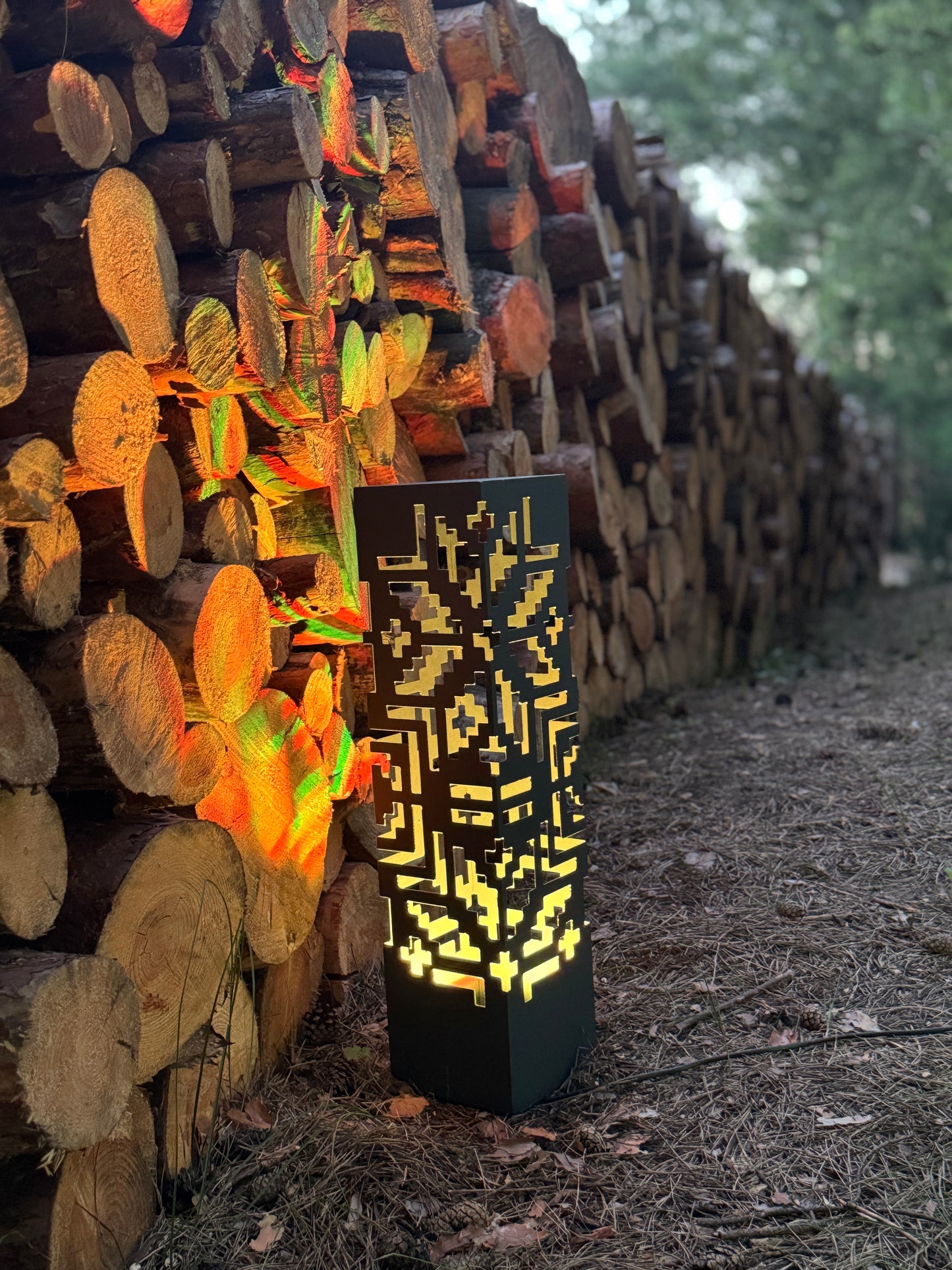 architectural metal garden lamp LED column outdoor lighting design