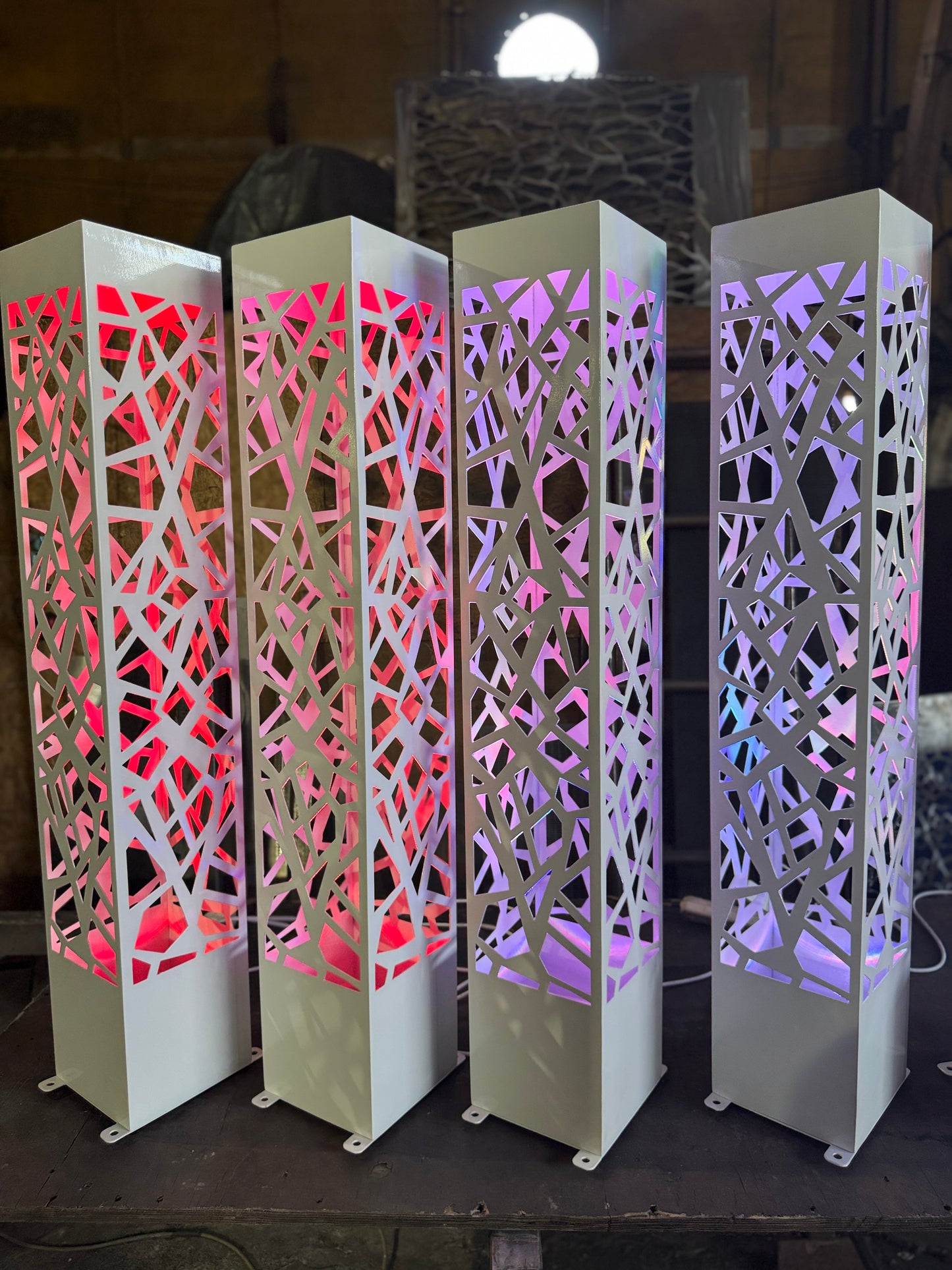 outdoor sculpture lamp metal column LED with ambient glow