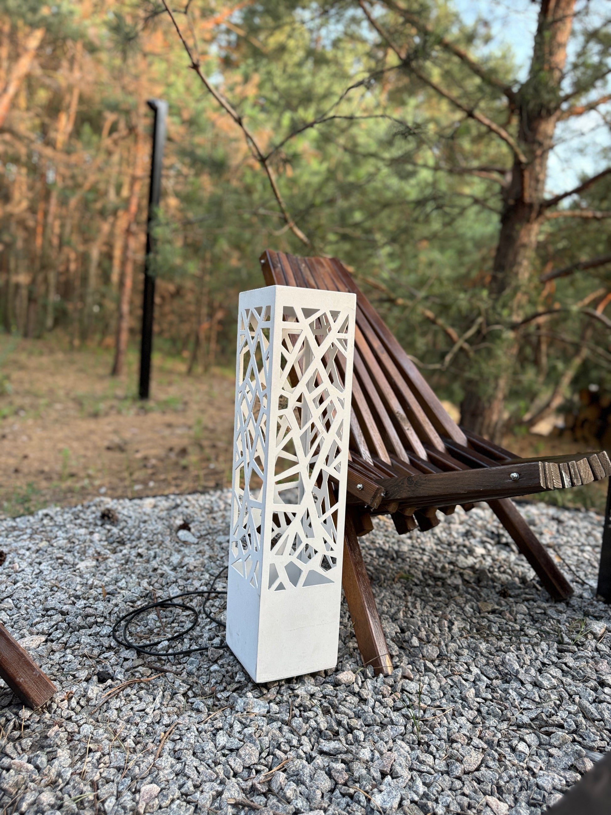 minimalist metal column lamp LED garden lighting fixture