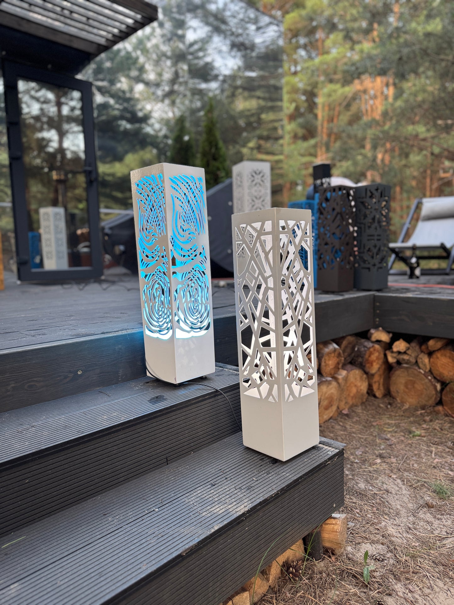 architectural metal floor lamp LED column outdoor lighting fixture