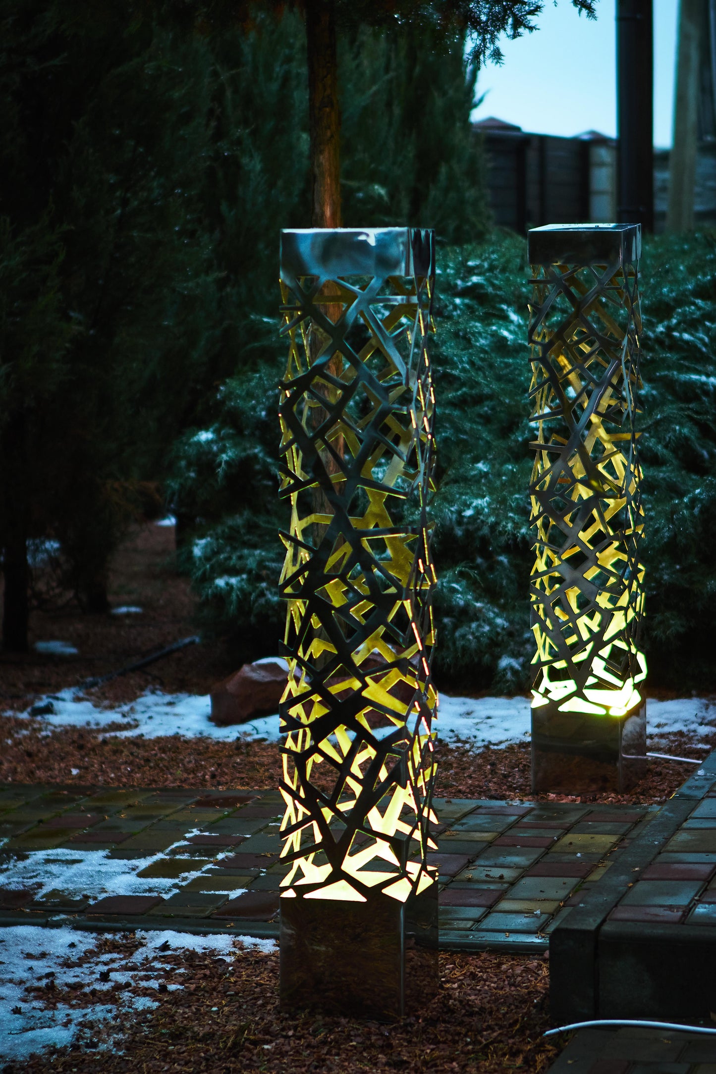 modern stainless steel floor lamp with LED lighting and reflective mirror finish