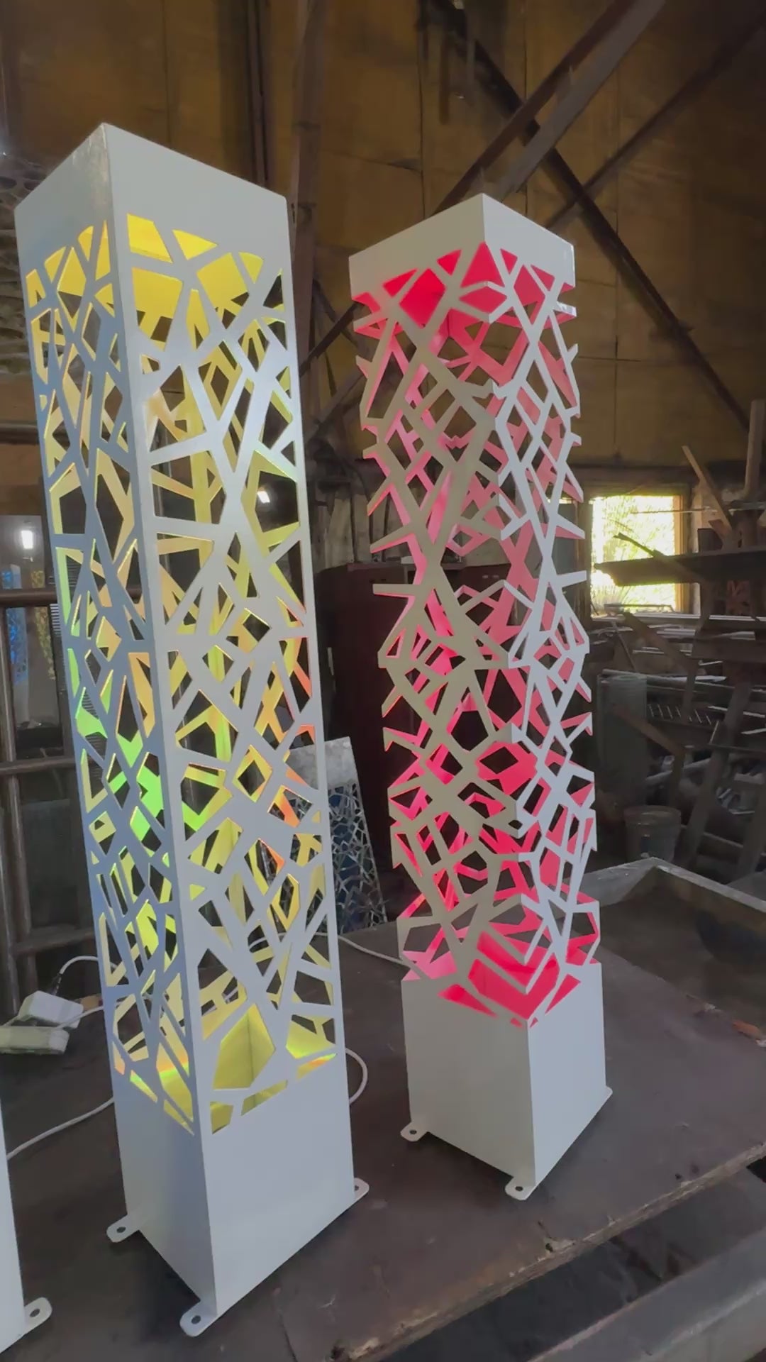 outdoor metal column lamp LED landscape lighting design video